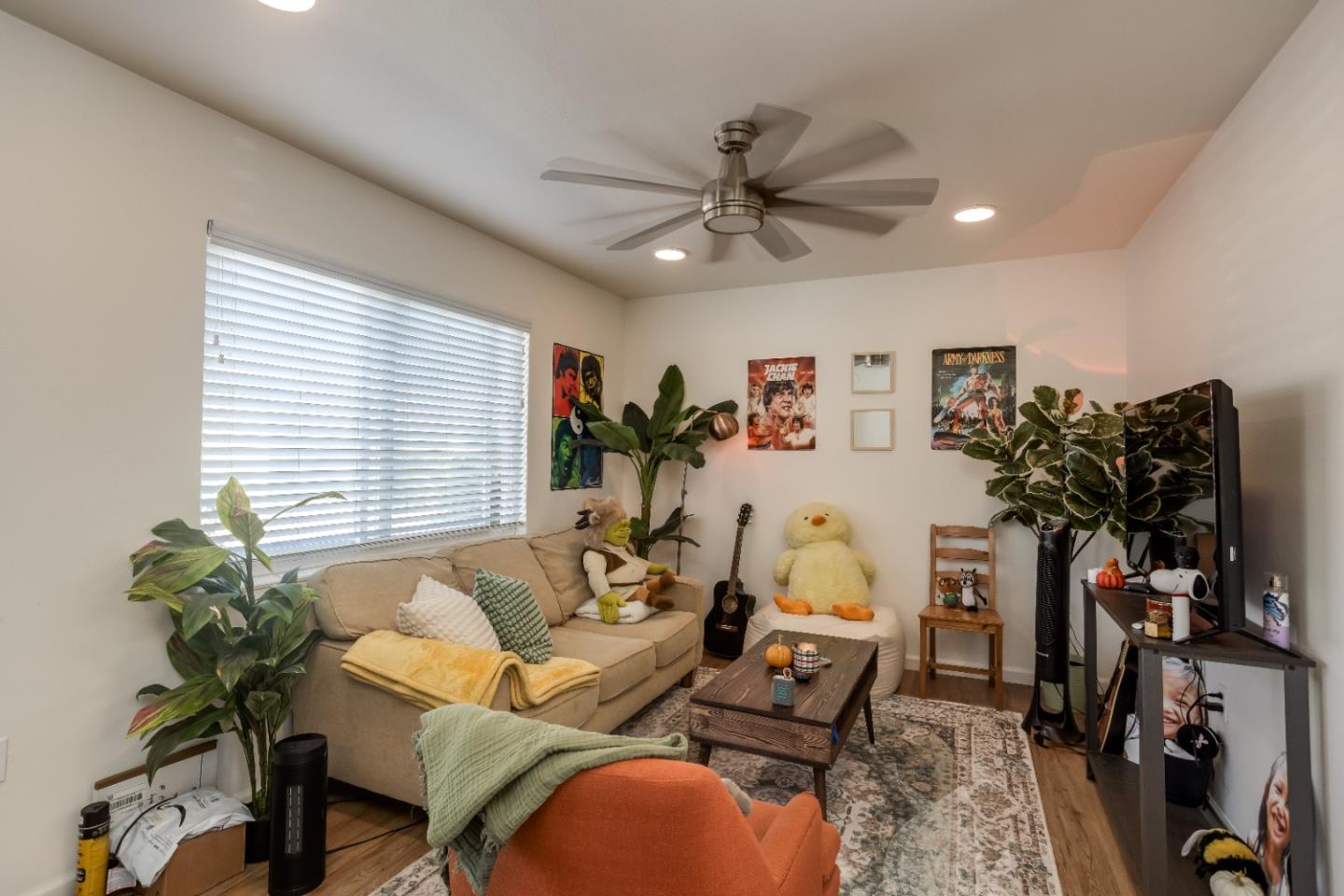 Detail Gallery Image 2 of 24 For Locust St, San Jose,  CA 95110 - – Beds | – Baths