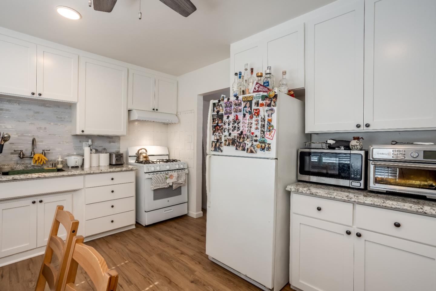 Detail Gallery Image 5 of 24 For Locust St, San Jose,  CA 95110 - – Beds | – Baths