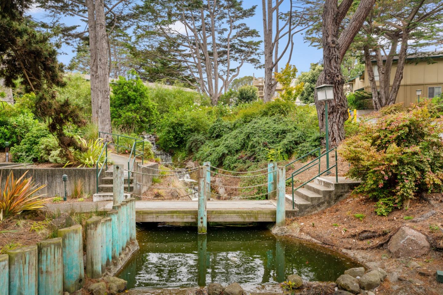 Detail Gallery Image 25 of 31 For 385 Mandarin Dr #11,  Daly City,  CA 94015 - 1 Beds | 1 Baths