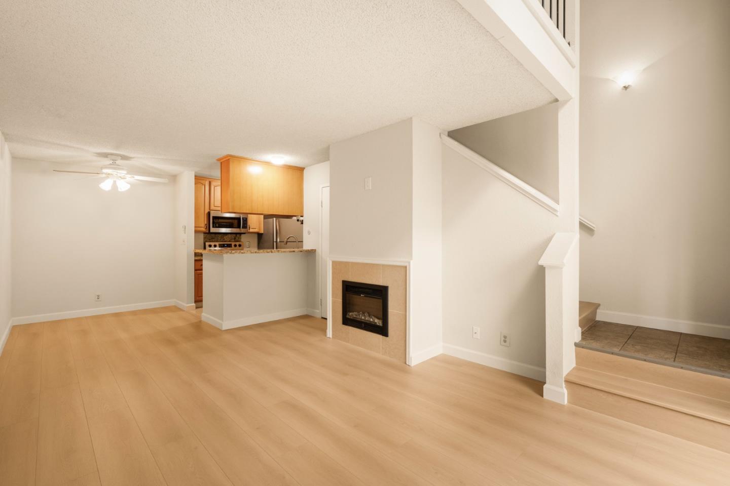 Detail Gallery Image 9 of 31 For 385 Mandarin Dr #11,  Daly City,  CA 94015 - 1 Beds | 1 Baths