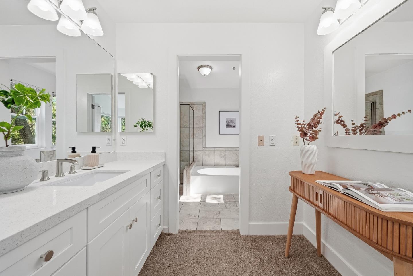 Detail Gallery Image 19 of 47 For 2291 Oaktree Dr #201,  Mountain View,  CA 94040 - 3 Beds | 2/1 Baths