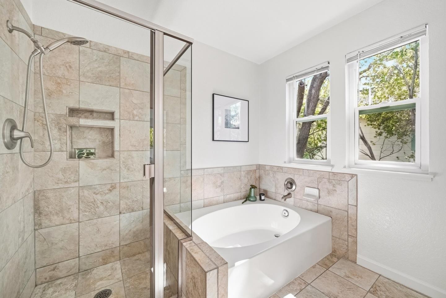 Detail Gallery Image 21 of 47 For 2291 Oaktree Dr #201,  Mountain View,  CA 94040 - 3 Beds | 2/1 Baths