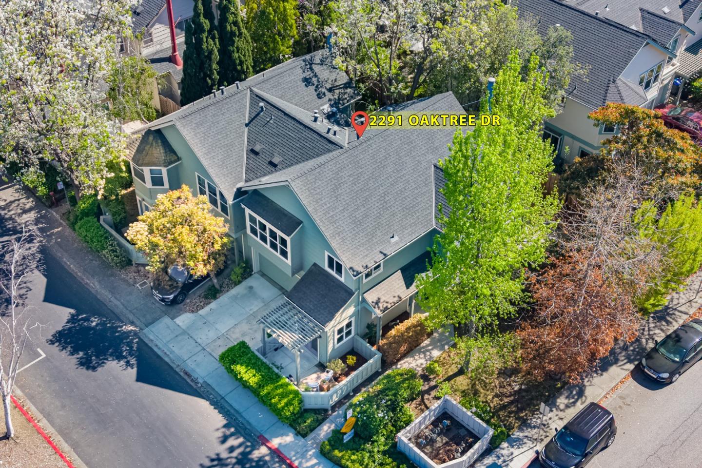 Detail Gallery Image 35 of 47 For 2291 Oaktree Dr #201,  Mountain View,  CA 94040 - 3 Beds | 2/1 Baths