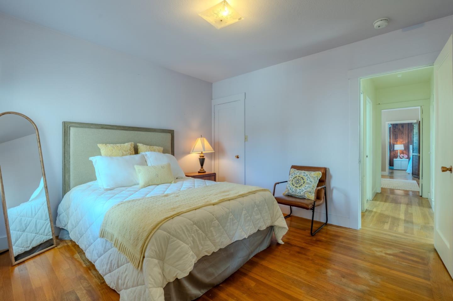 Detail Gallery Image 17 of 44 For 240 Santa Rosa Ave, San Francisco,  CA 94112 - 4 Beds | 2 Baths