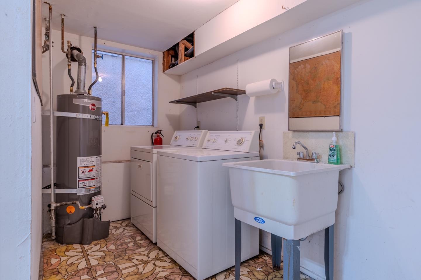 Detail Gallery Image 28 of 44 For 240 Santa Rosa Ave, San Francisco,  CA 94112 - 4 Beds | 2 Baths