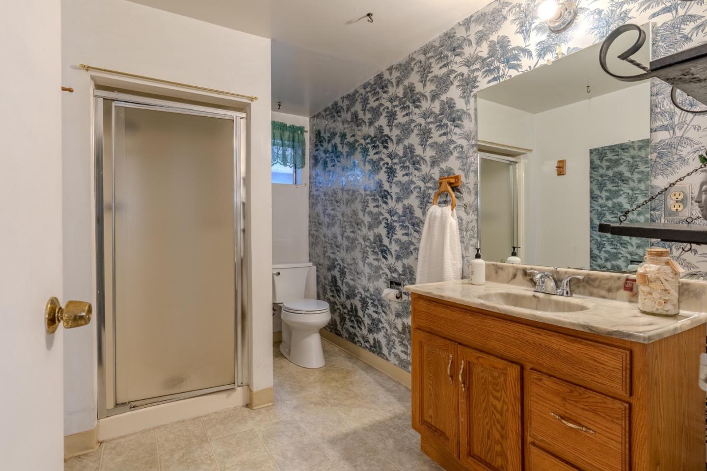 Detail Gallery Image 31 of 44 For 240 Santa Rosa Ave, San Francisco,  CA 94112 - 4 Beds | 2 Baths