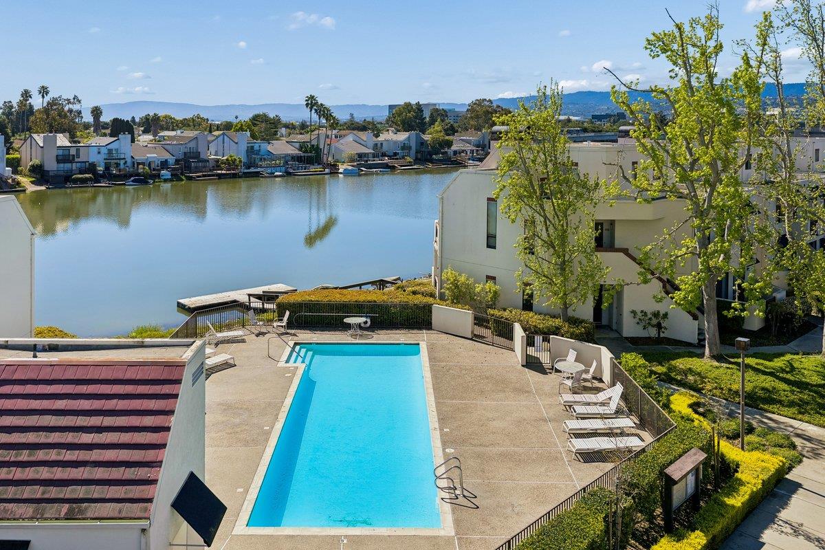 Detail Gallery Image 39 of 46 For 234 Shorebird Cir, Redwood City,  CA 94065 - 2 Beds | 2 Baths