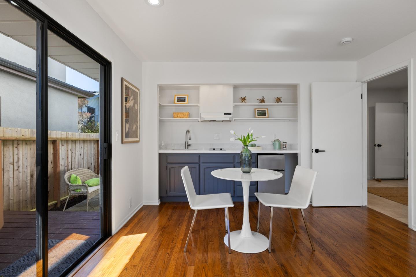 Detail Gallery Image 28 of 49 For 100 Montana St, Moss Beach,  CA 94038 - 5 Beds | 3 Baths