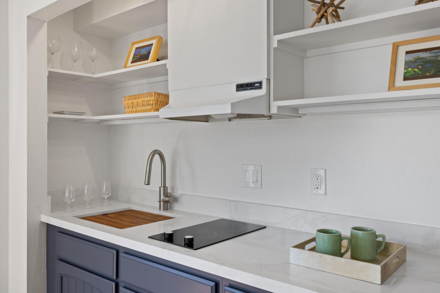 Detail Gallery Image 29 of 49 For 100 Montana St, Moss Beach,  CA 94038 - 5 Beds | 3 Baths