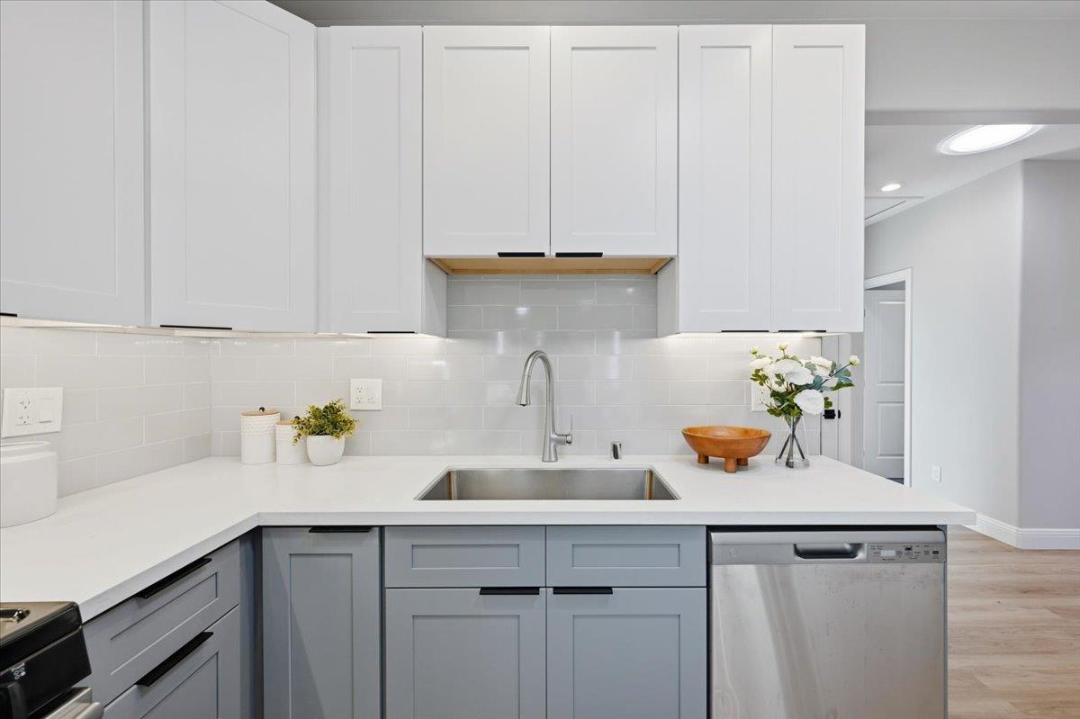 Detail Gallery Image 17 of 58 For 975 Prevost St, San Jose,  CA 95125 - 6 Beds | 5 Baths