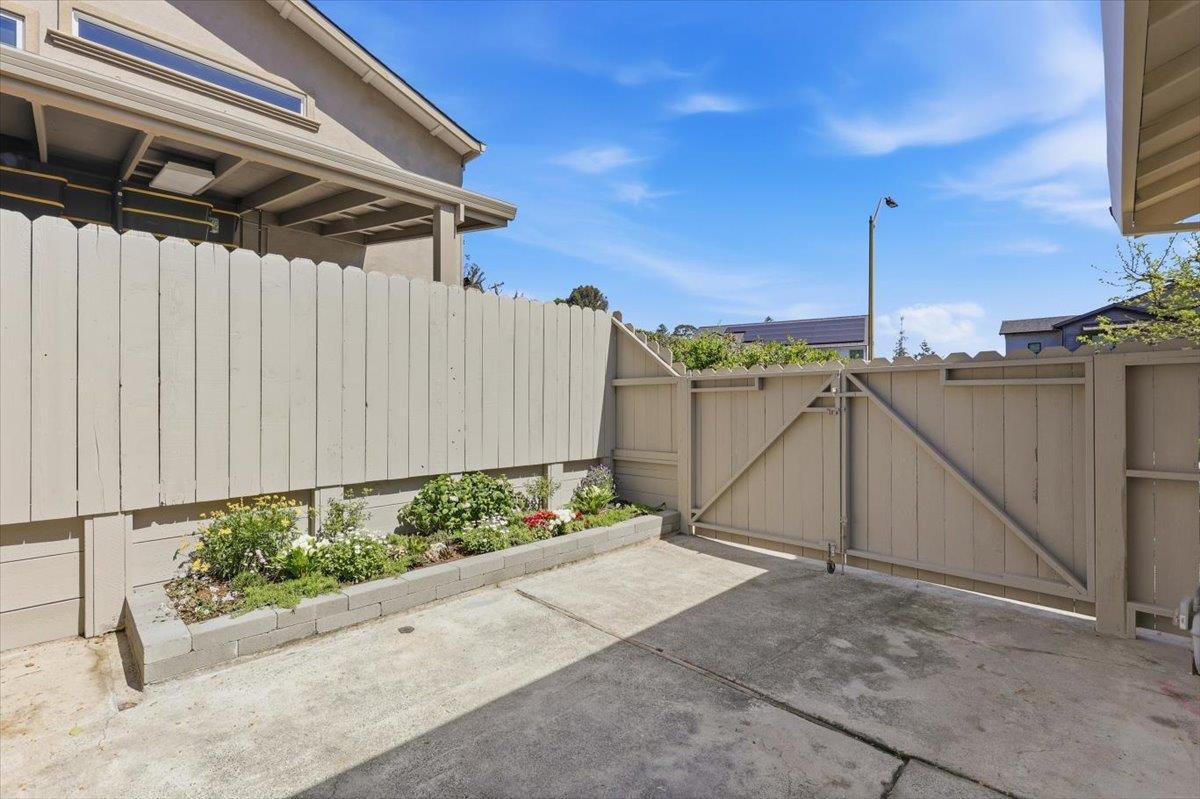 Detail Gallery Image 39 of 46 For 764 Bain Pl, Redwood City,  CA 94062 - 4 Beds | 3 Baths