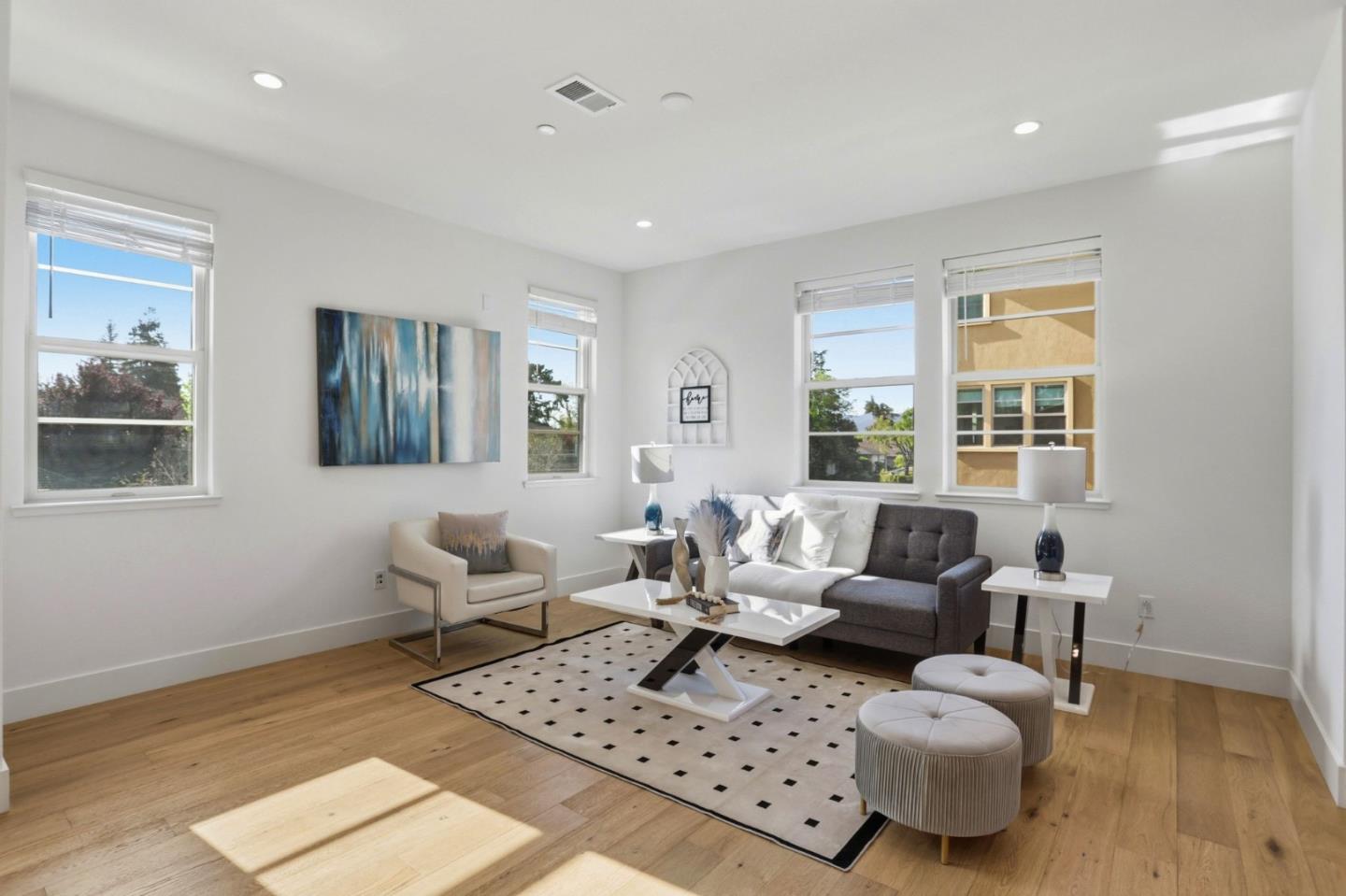 Detail Gallery Image 8 of 41 For Address Not Disclosed, Mountain View,  CA 94043 - 3 Beds | 3 Baths