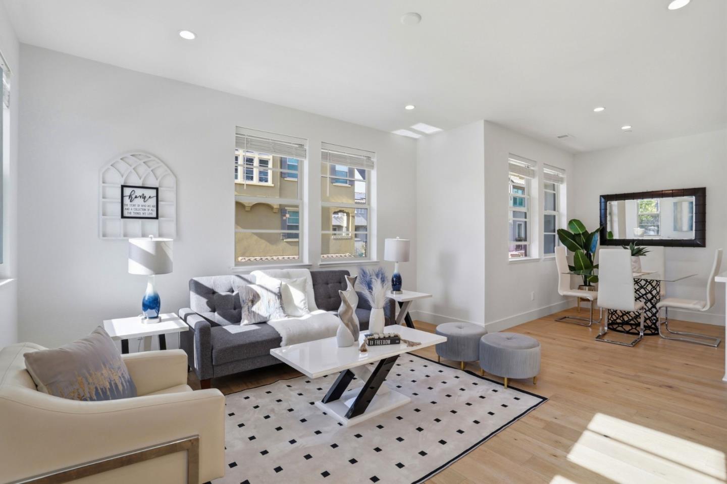 Detail Gallery Image 9 of 41 For Address Not Disclosed, Mountain View,  CA 94043 - 3 Beds | 3 Baths