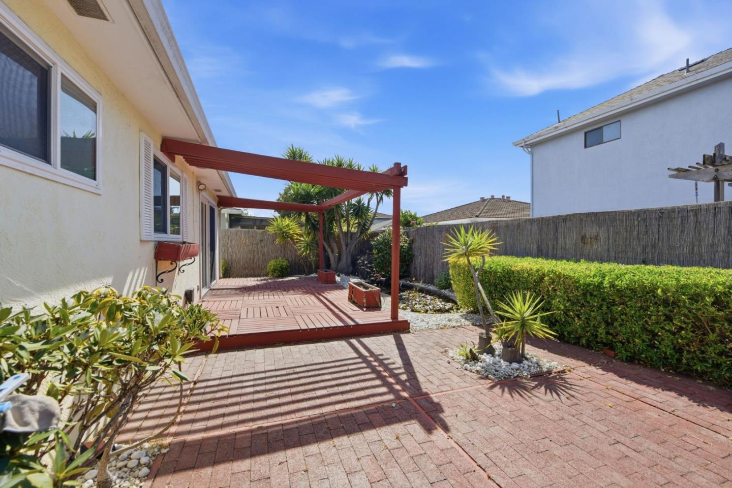 Detail Gallery Image 28 of 38 For 413 Whitehall Rd, Alameda,  CA 94501 - 3 Beds | 2 Baths