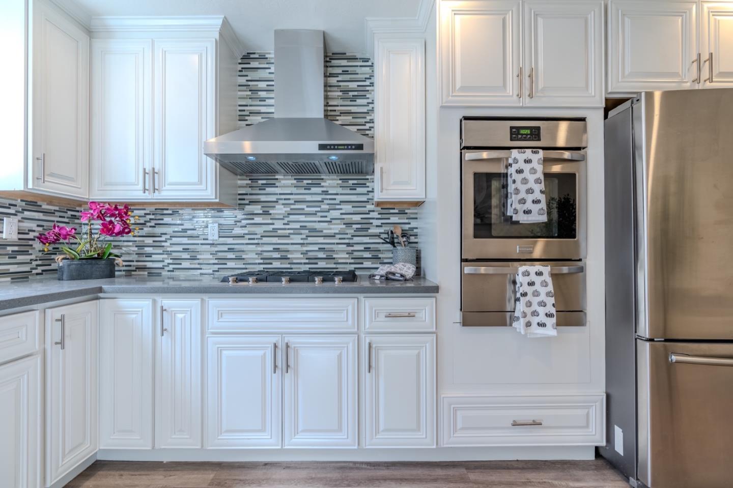 Detail Gallery Image 12 of 32 For 352 Monterey Rd, Pacifica,  CA 94044 - 3 Beds | 2 Baths