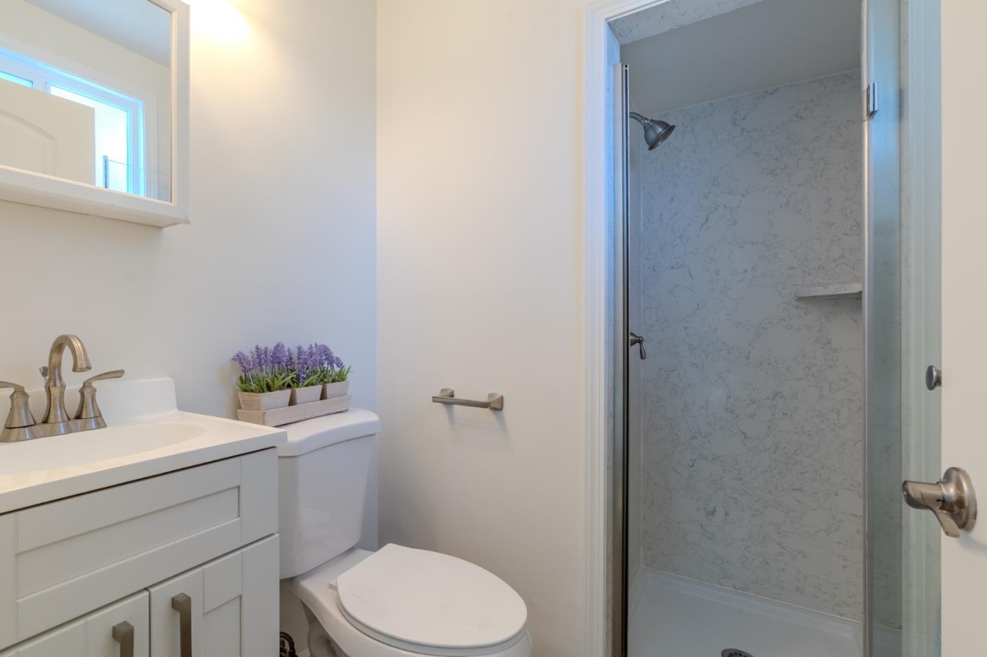 Detail Gallery Image 16 of 32 For 352 Monterey Rd, Pacifica,  CA 94044 - 3 Beds | 2 Baths
