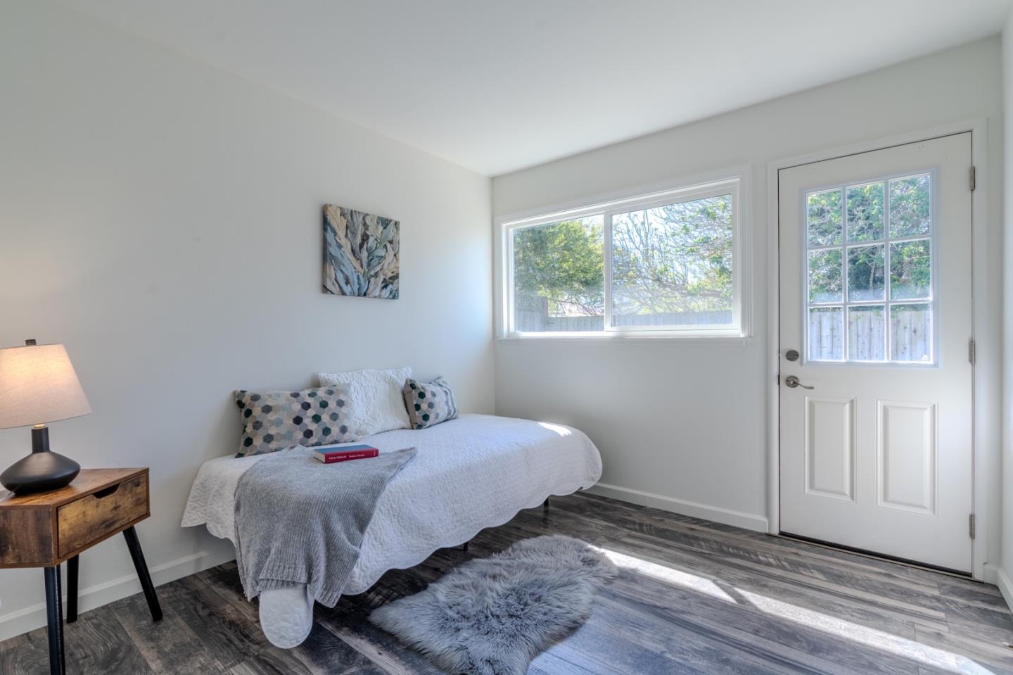 Detail Gallery Image 18 of 32 For 352 Monterey Rd, Pacifica,  CA 94044 - 3 Beds | 2 Baths