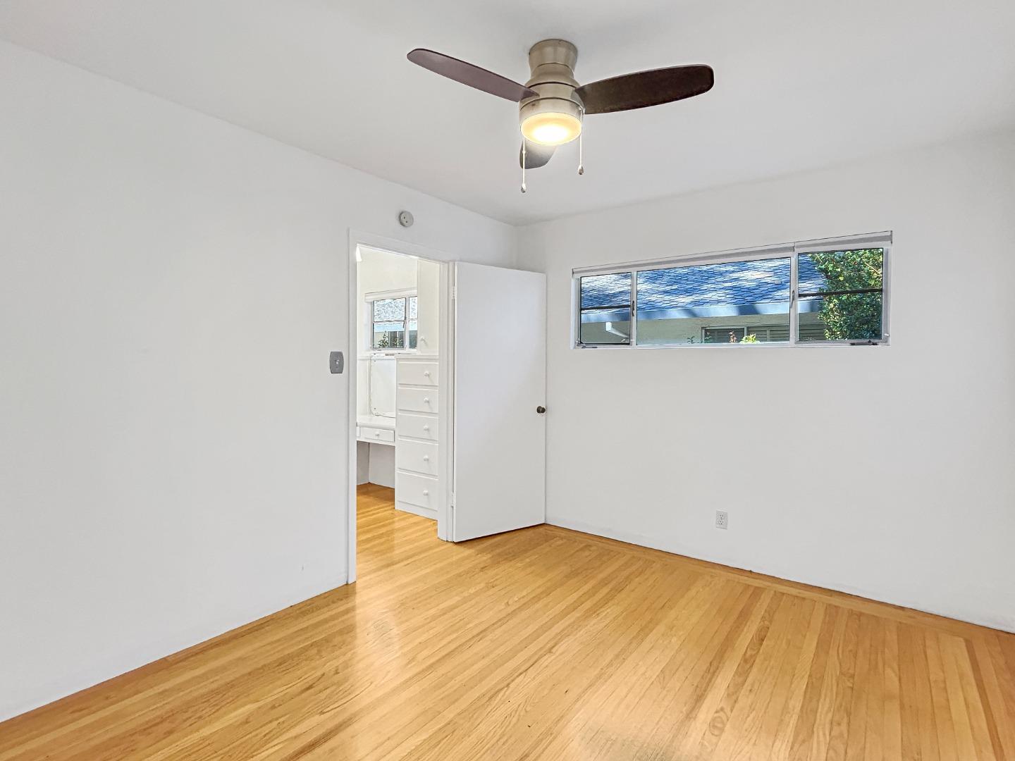 Detail Gallery Image 13 of 17 For 1300 Hoover St Apt 3,  Menlo Park,  CA 94025 - 1 Beds | 1 Baths