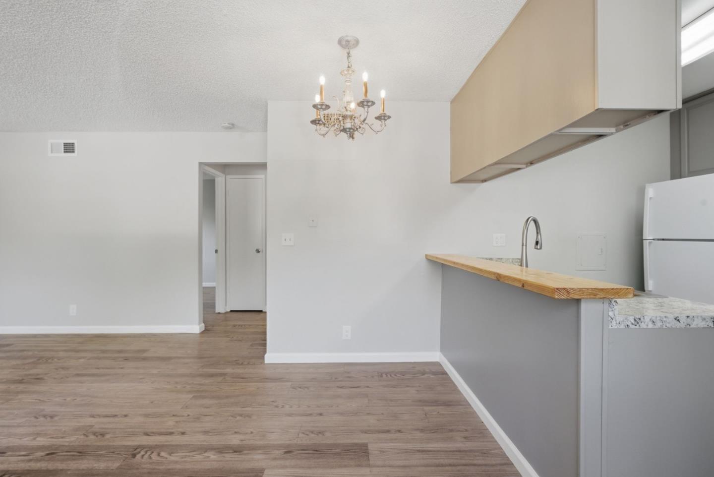 Detail Gallery Image 15 of 45 For 2486 Golzio Ct #1,  San Jose,  CA 95133 - 2 Beds | 1 Baths