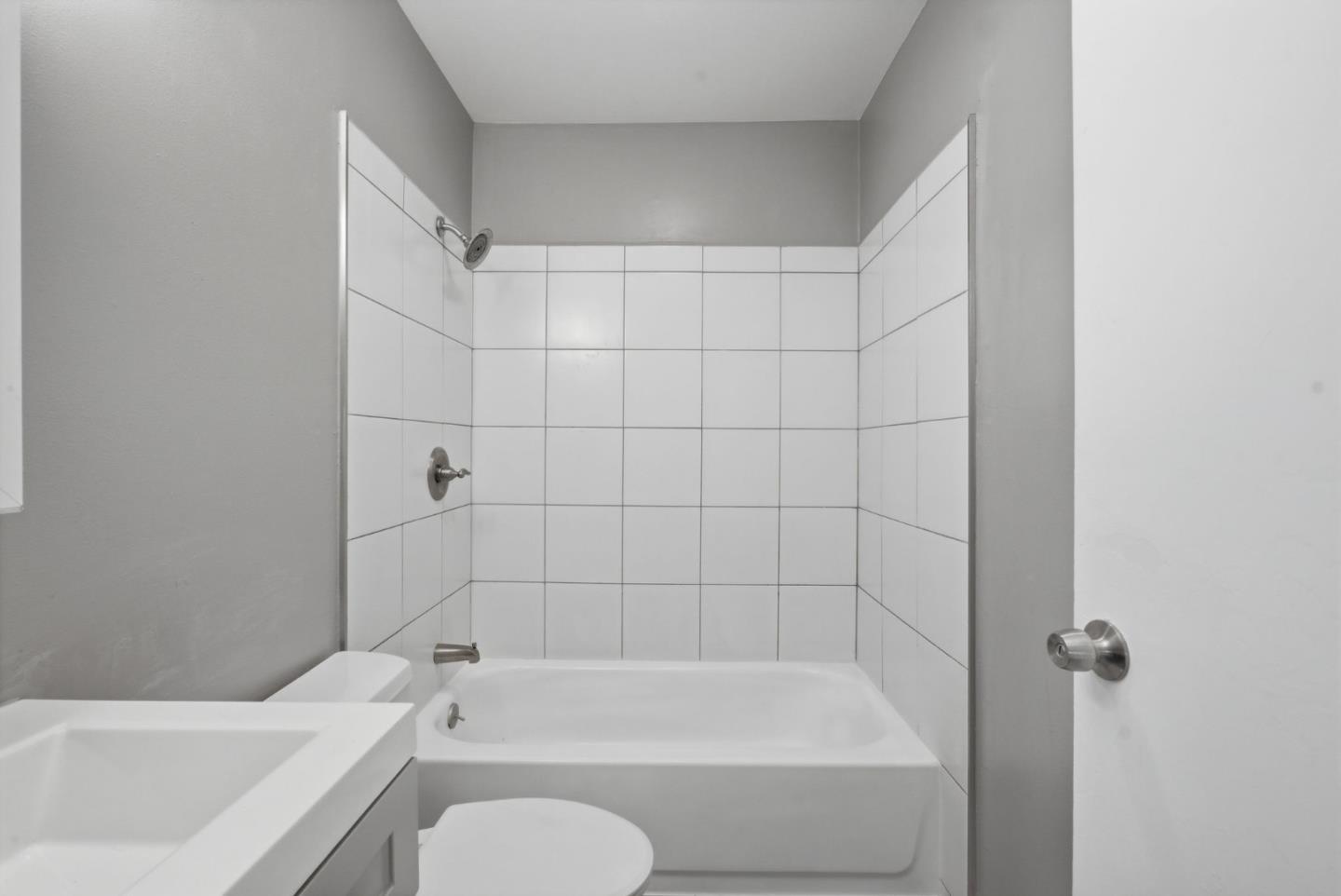 Detail Gallery Image 25 of 45 For 2486 Golzio Ct #1,  San Jose,  CA 95133 - 2 Beds | 1 Baths