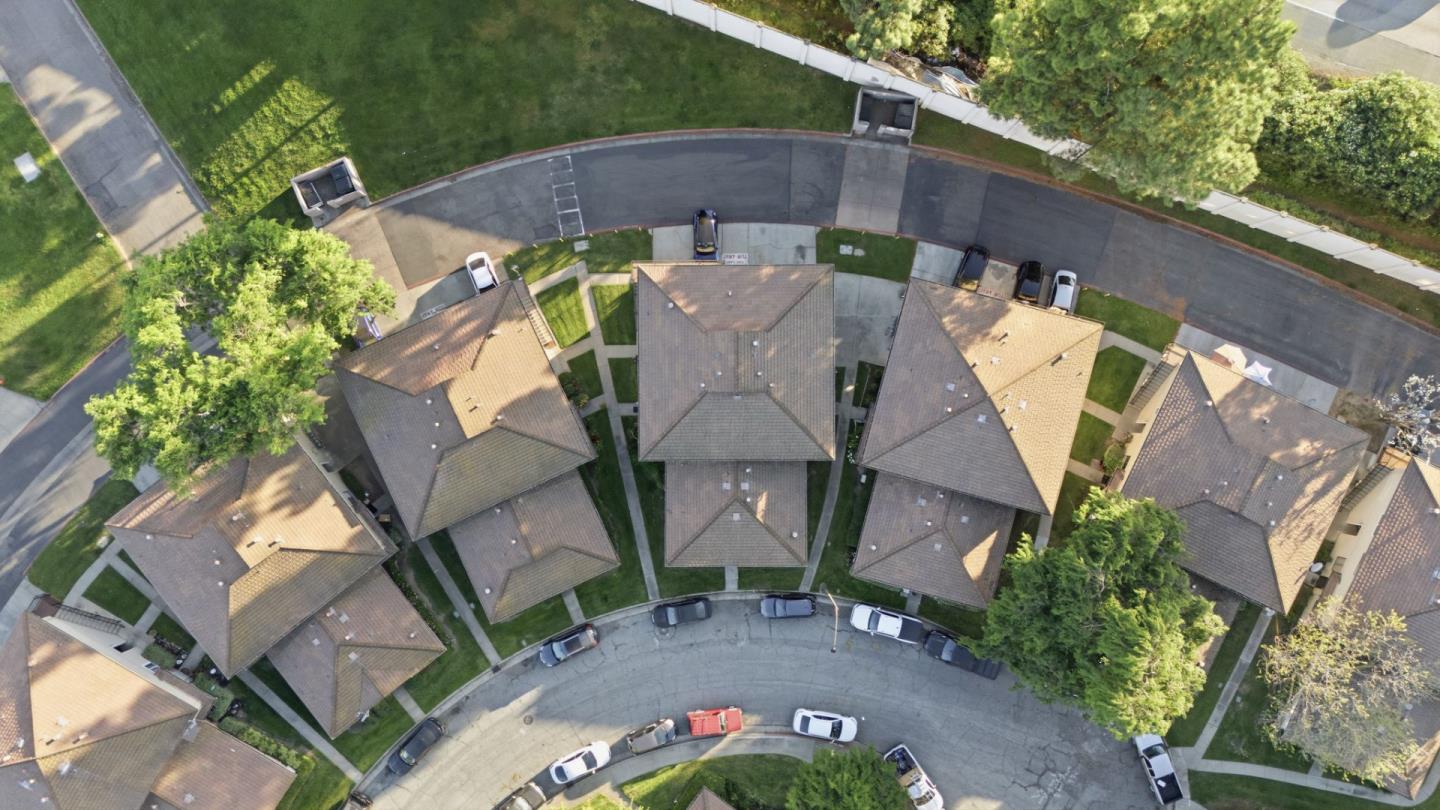 Detail Gallery Image 30 of 45 For 2486 Golzio Ct #1,  San Jose,  CA 95133 - 2 Beds | 1 Baths