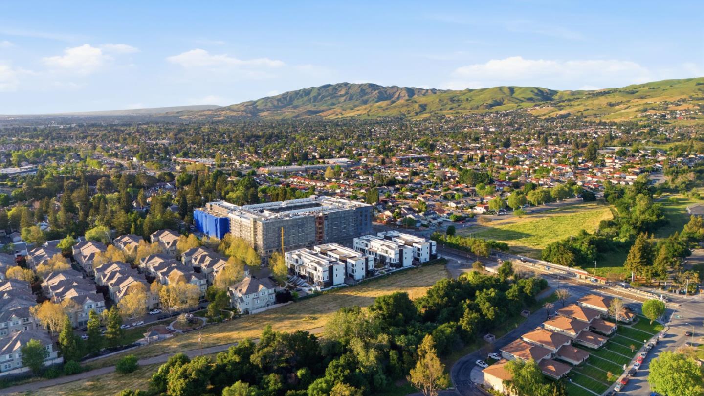 Detail Gallery Image 33 of 45 For 2486 Golzio Ct #1,  San Jose,  CA 95133 - 2 Beds | 1 Baths
