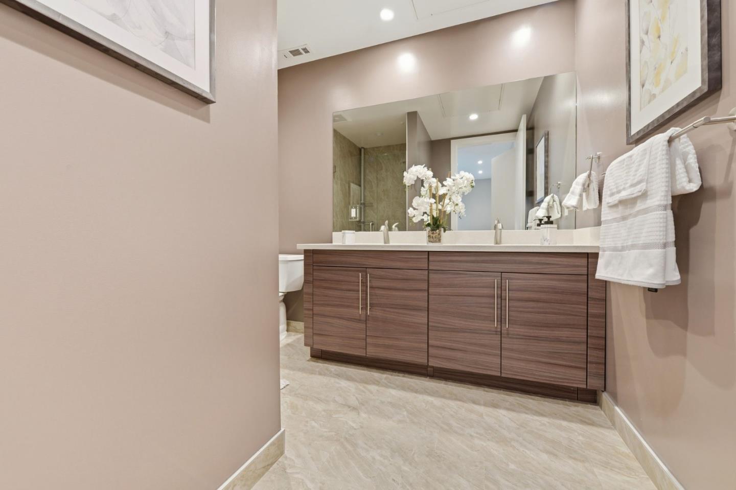 Detail Gallery Image 16 of 28 For 600 El Camino Real #206,  Belmont,  CA 94002 - 2 Beds | 2 Baths