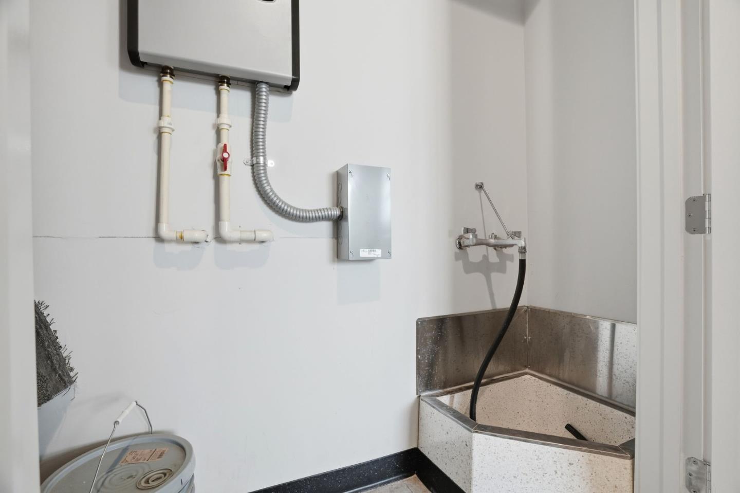 Detail Gallery Image 39 of 42 For 3380 Router Cmn, Fremont,  CA 94538 - 2 Beds | 2/1 Baths