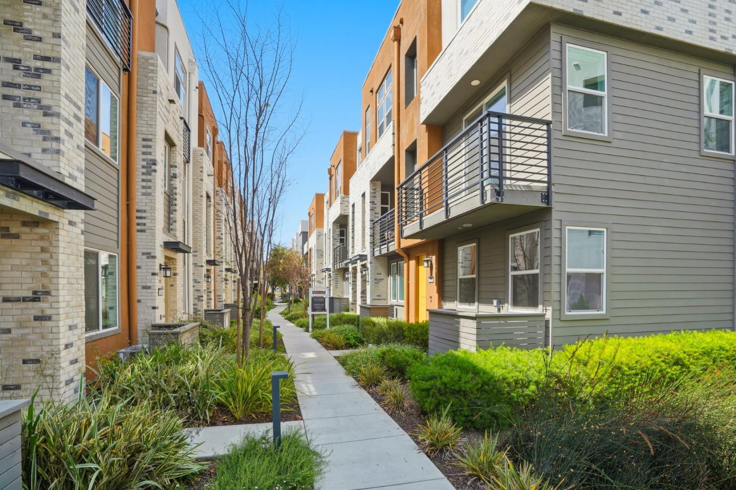 Detail Gallery Image 6 of 38 For 3380 Router Cmn, Fremont,  CA 94538 - 2 Beds | 2/1 Baths