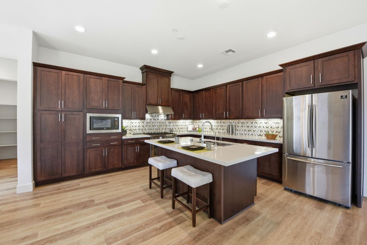 Detail Gallery Image 14 of 88 For 39442 N Darner Dr, Newark,  CA 94560 - 5 Beds | 4/1 Baths