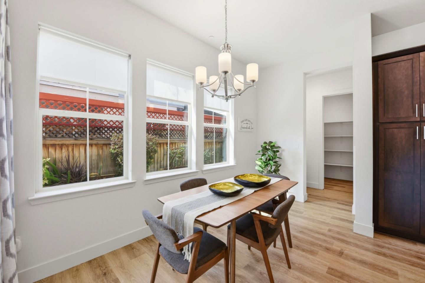 Detail Gallery Image 18 of 88 For 39442 N Darner Dr, Newark,  CA 94560 - 5 Beds | 4/1 Baths