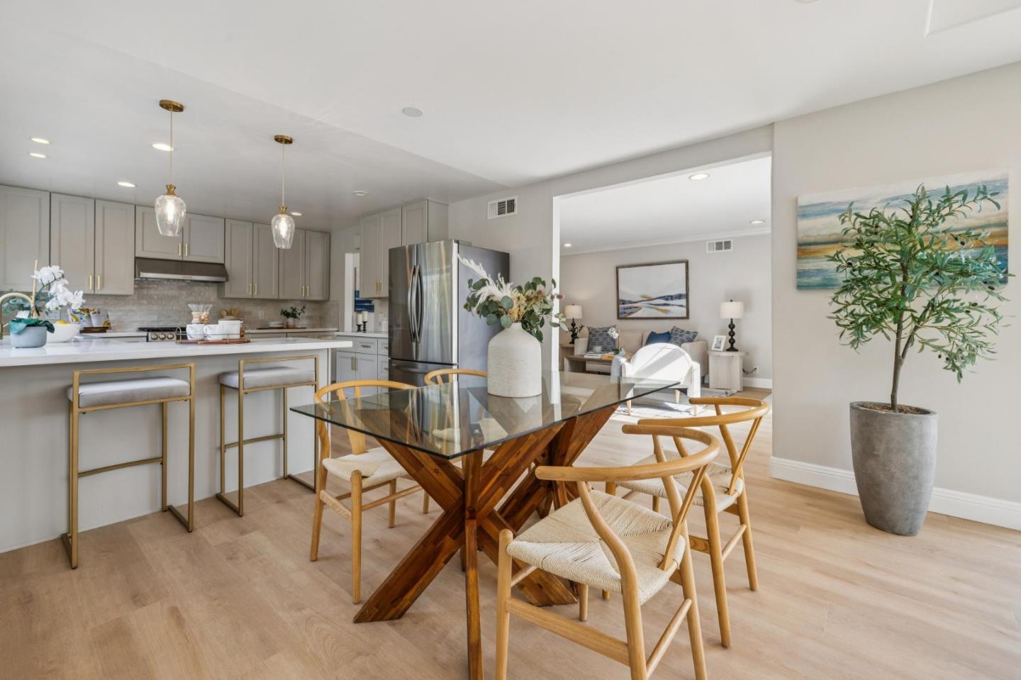 Detail Gallery Image 13 of 48 For 38823 Bluegrass Ct, Newark,  CA 94560 - 4 Beds | 2 Baths