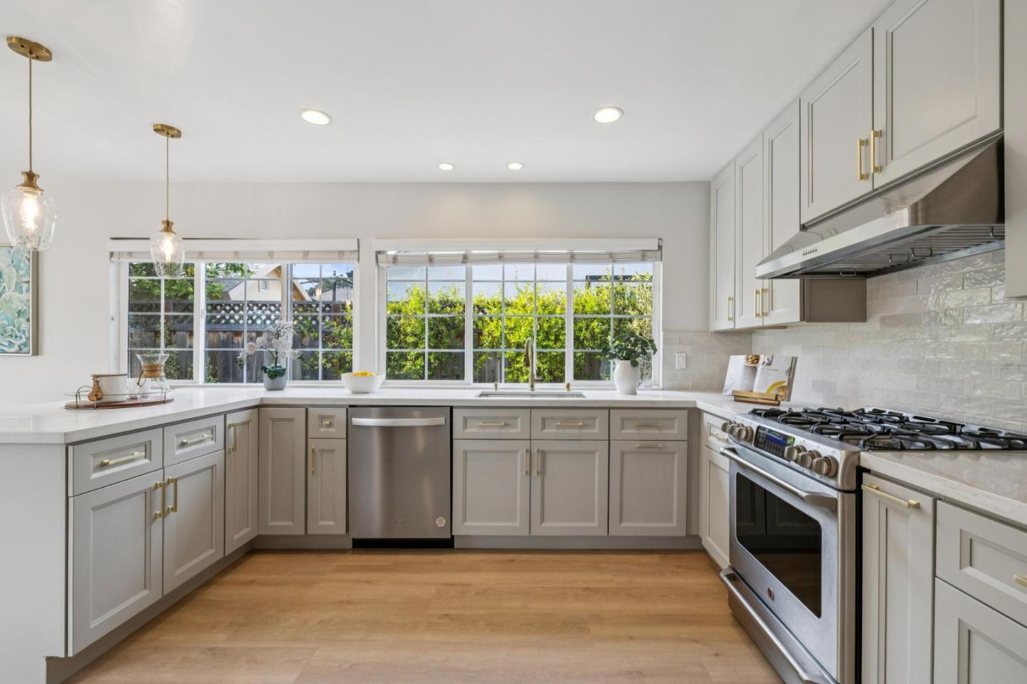 Detail Gallery Image 14 of 48 For 38823 Bluegrass Ct, Newark,  CA 94560 - 4 Beds | 2 Baths