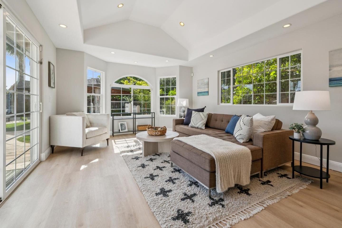 Detail Gallery Image 18 of 48 For 38823 Bluegrass Ct, Newark,  CA 94560 - 4 Beds | 2 Baths