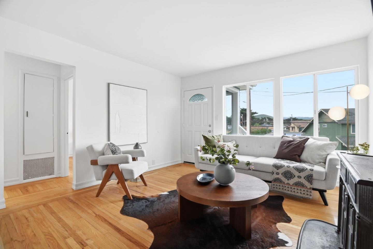 Detail Gallery Image 11 of 39 For 131 Pacific Ave, Pacifica,  CA 94044 - – Beds | – Baths