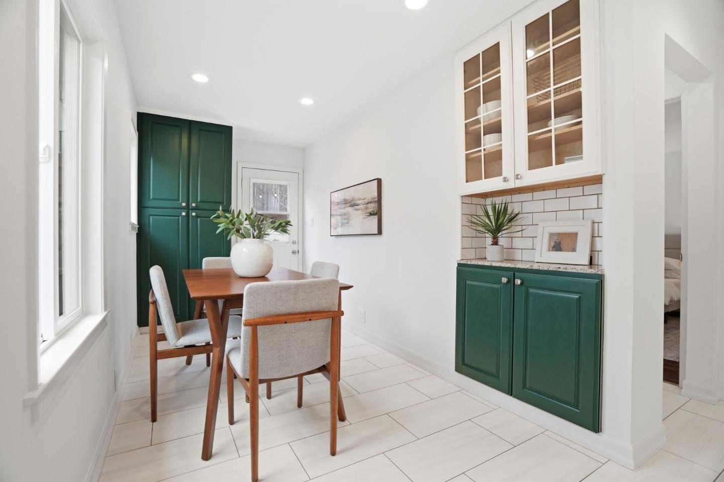 Detail Gallery Image 16 of 39 For 131 Pacific Ave, Pacifica,  CA 94044 - – Beds | – Baths