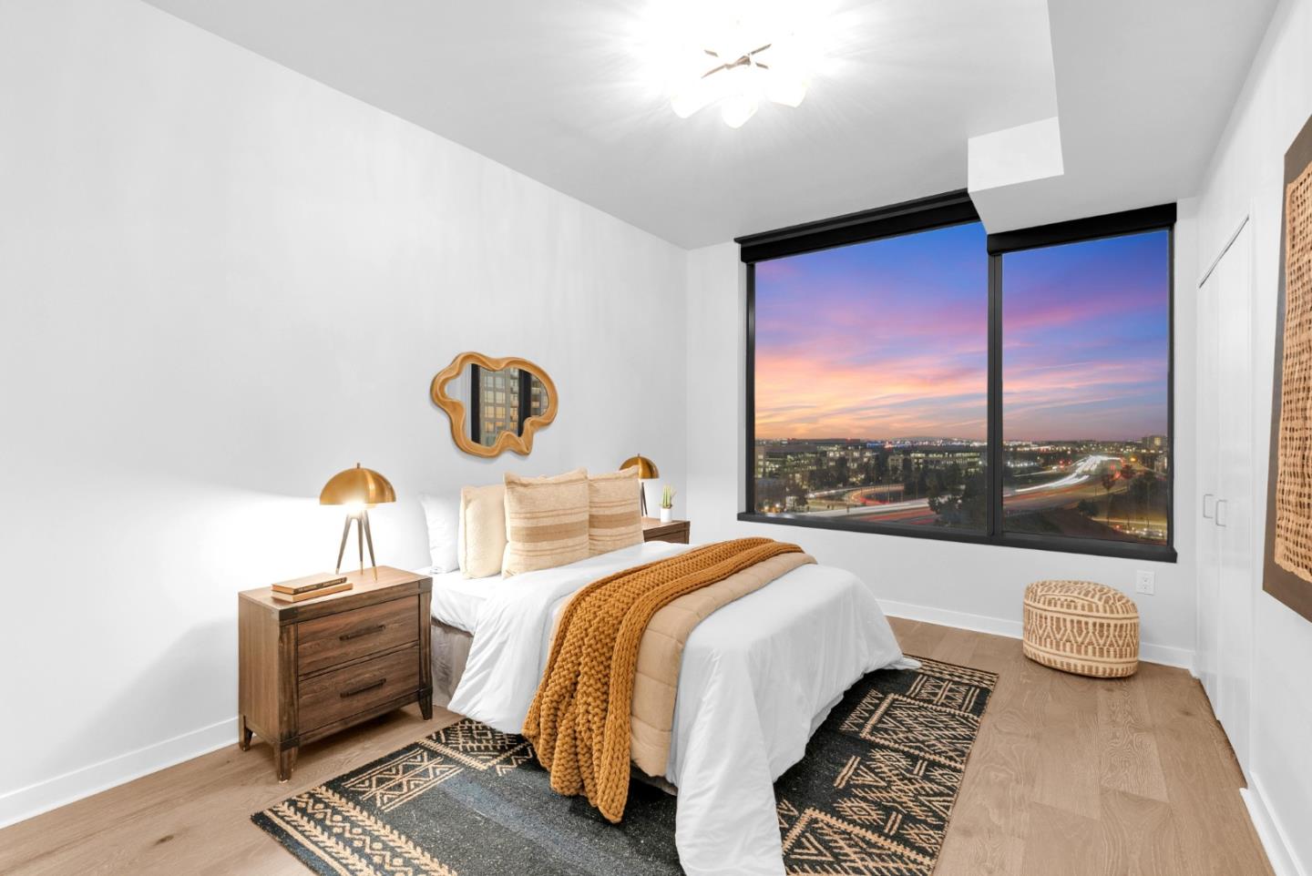 Detail Gallery Image 13 of 37 For 38 N Almaden Blvd #1115,  San Jose,  CA 95110 - 2 Beds | 2 Baths