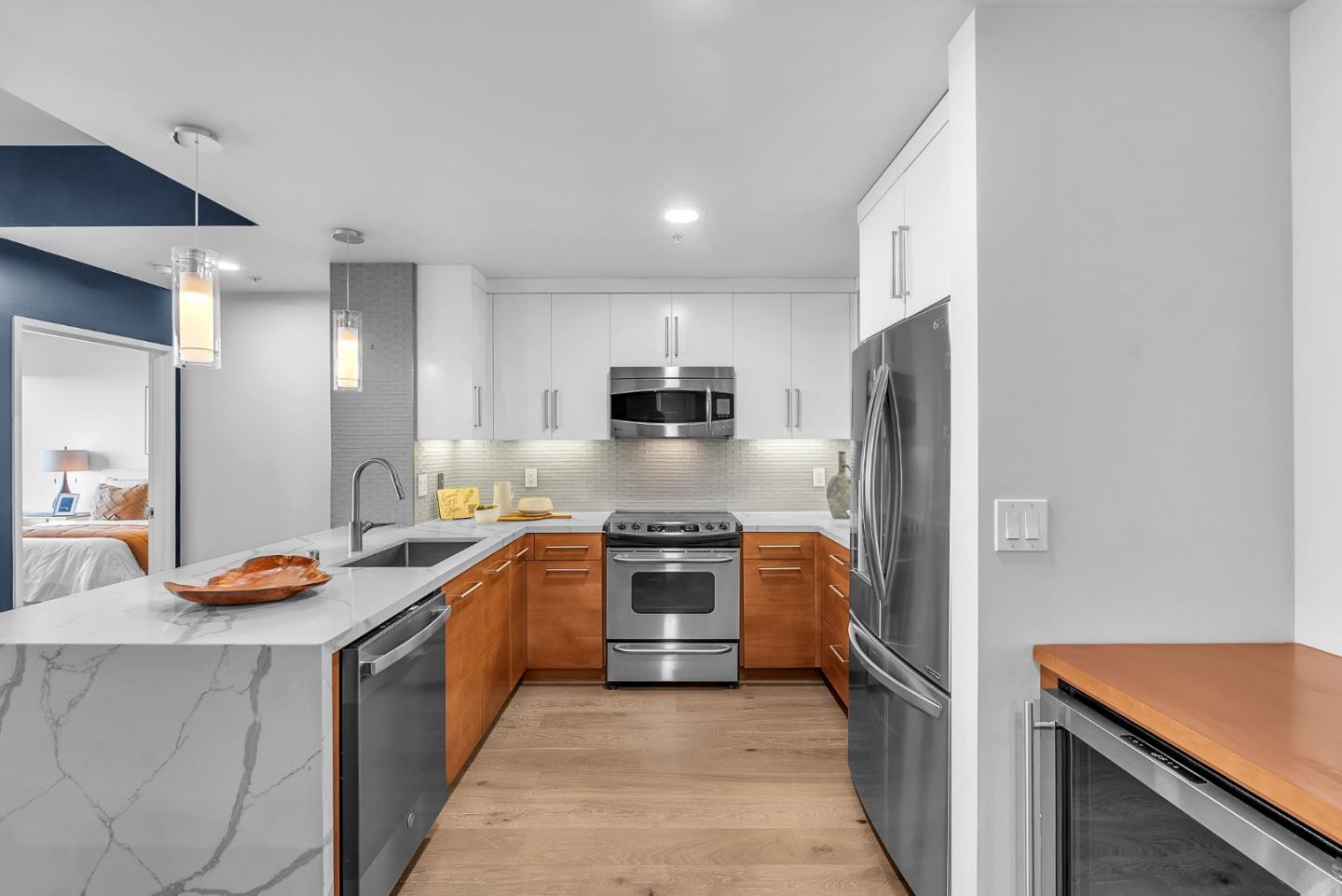 Detail Gallery Image 4 of 37 For 38 N Almaden Blvd #1115,  San Jose,  CA 95110 - 2 Beds | 2 Baths