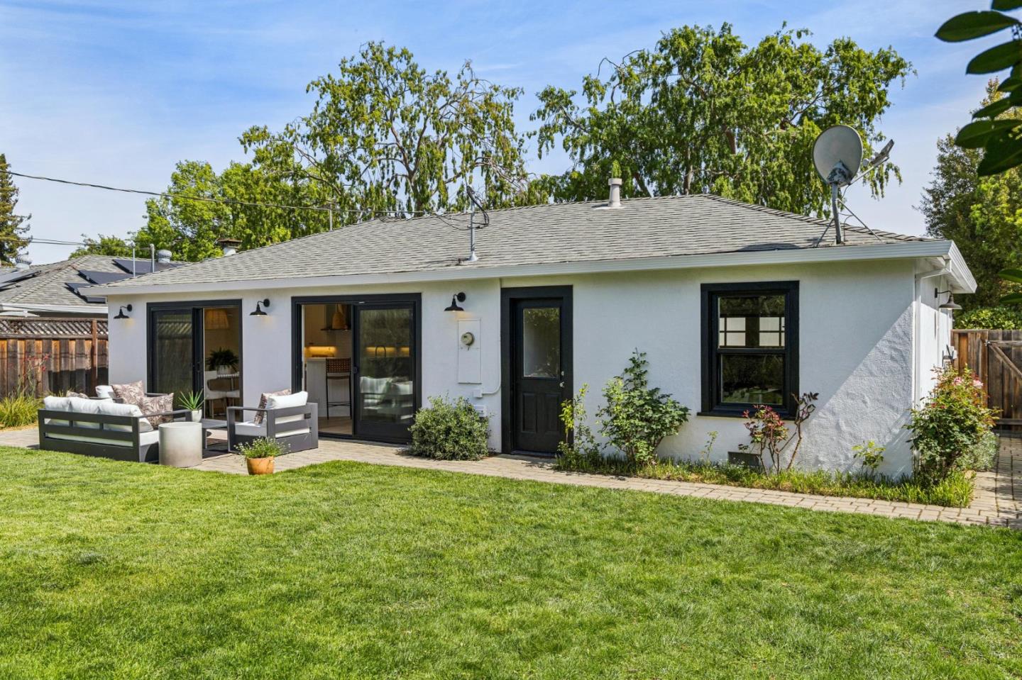 Detail Gallery Image 50 of 58 For 2614 Ohio Ave, Redwood City,  CA 94061 - 3 Beds | 2 Baths