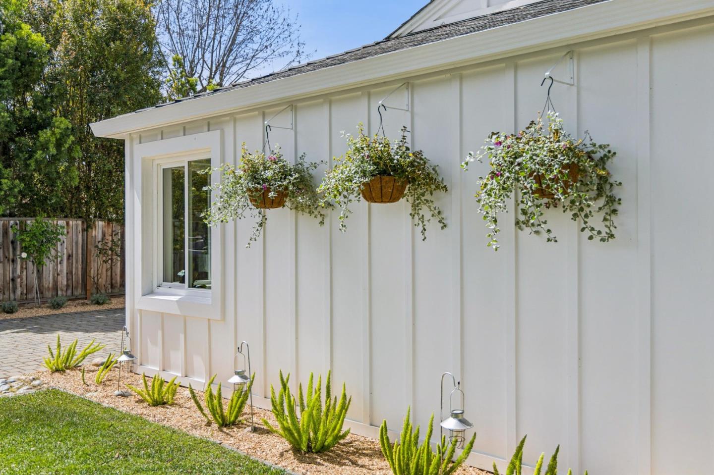 Detail Gallery Image 6 of 58 For 2614 Ohio Ave, Redwood City,  CA 94061 - 3 Beds | 2 Baths