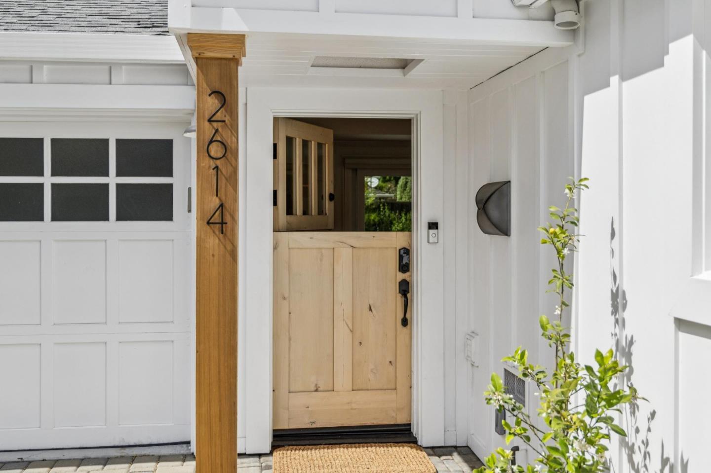 Detail Gallery Image 8 of 58 For 2614 Ohio Ave, Redwood City,  CA 94061 - 3 Beds | 2 Baths