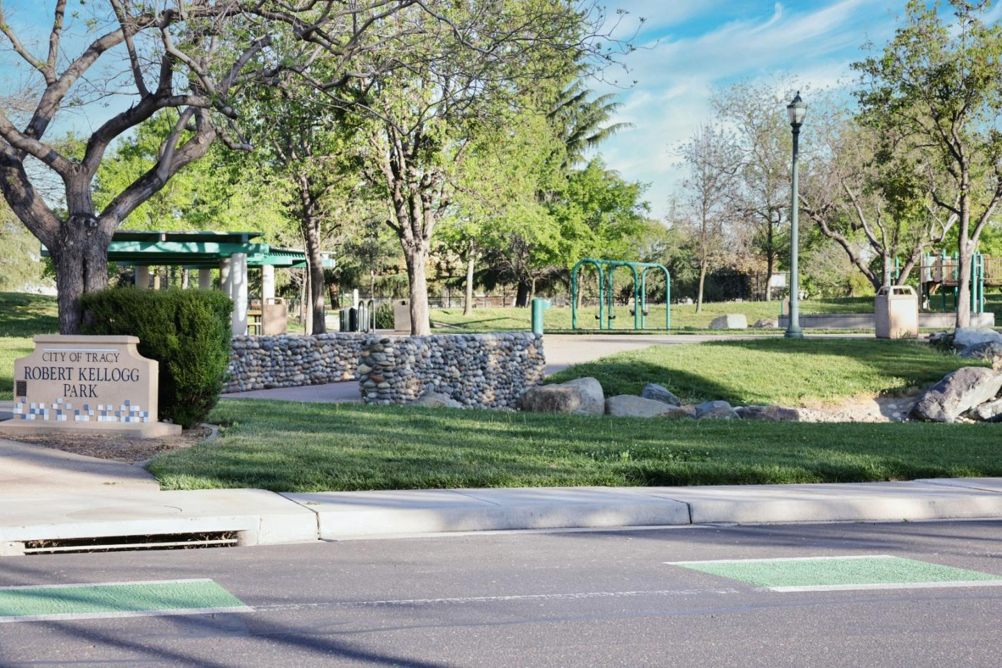 Detail Gallery Image 37 of 37 For 1030 Eastlake Cir, Tracy,  CA 95304 - 5 Beds | 3 Baths