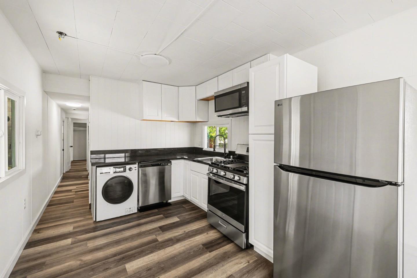 Detail Gallery Image 2 of 13 For 4400 Gateway Rd #28,  Bethel Island,  CA 94511 - 2 Beds | 1 Baths