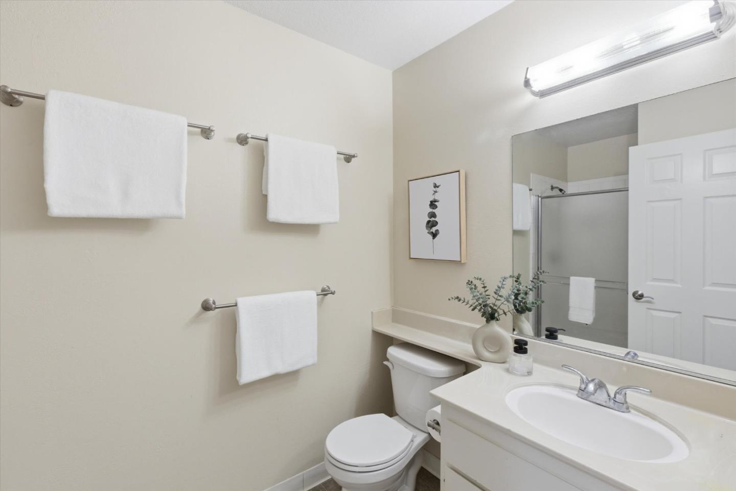 Detail Gallery Image 17 of 33 For 7595 Canyon Meadow Cir #H,  Pleasanton,  CA 94588 - 3 Beds | 2 Baths