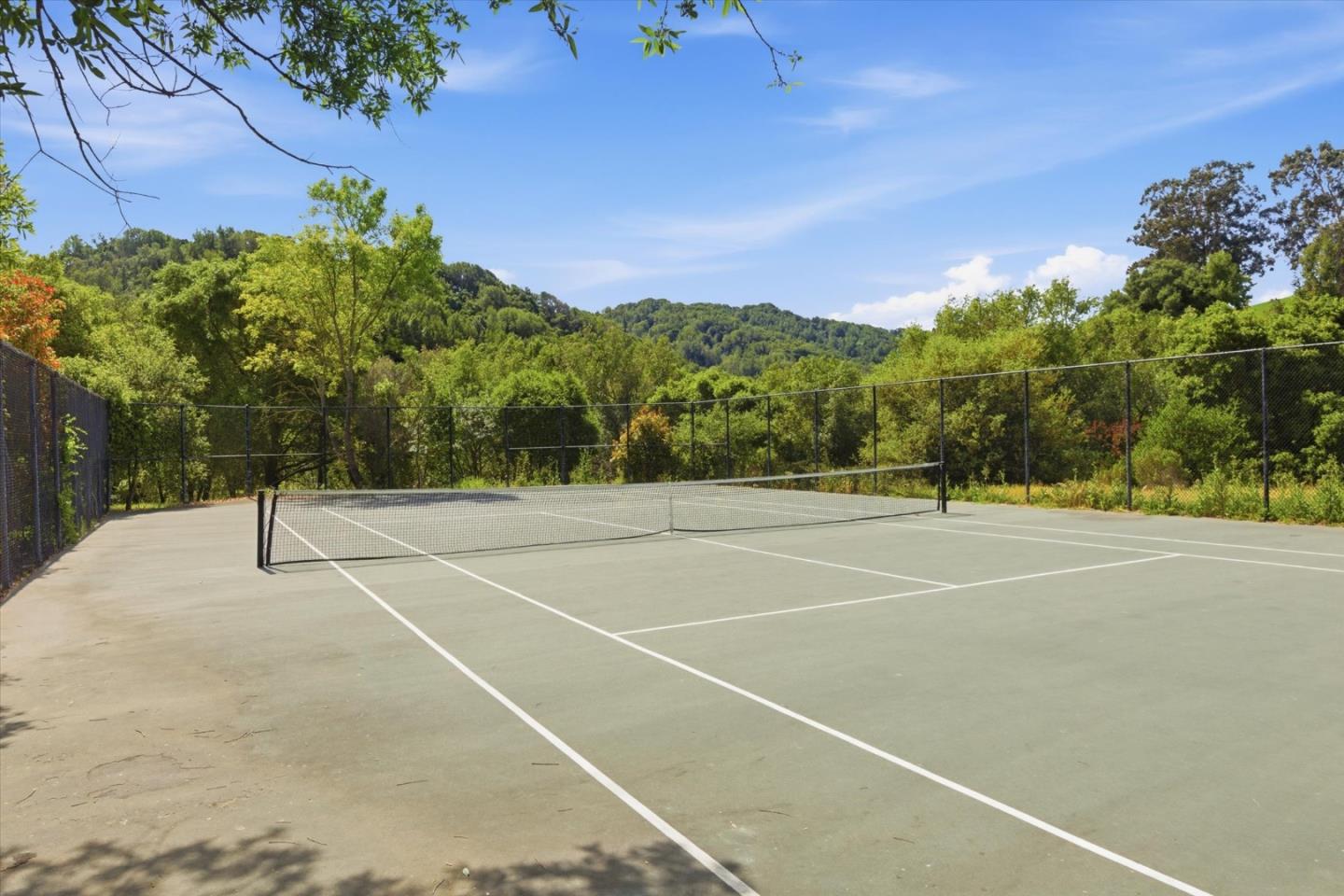 Detail Gallery Image 28 of 33 For 7595 Canyon Meadow Cir #H,  Pleasanton,  CA 94588 - 3 Beds | 2 Baths