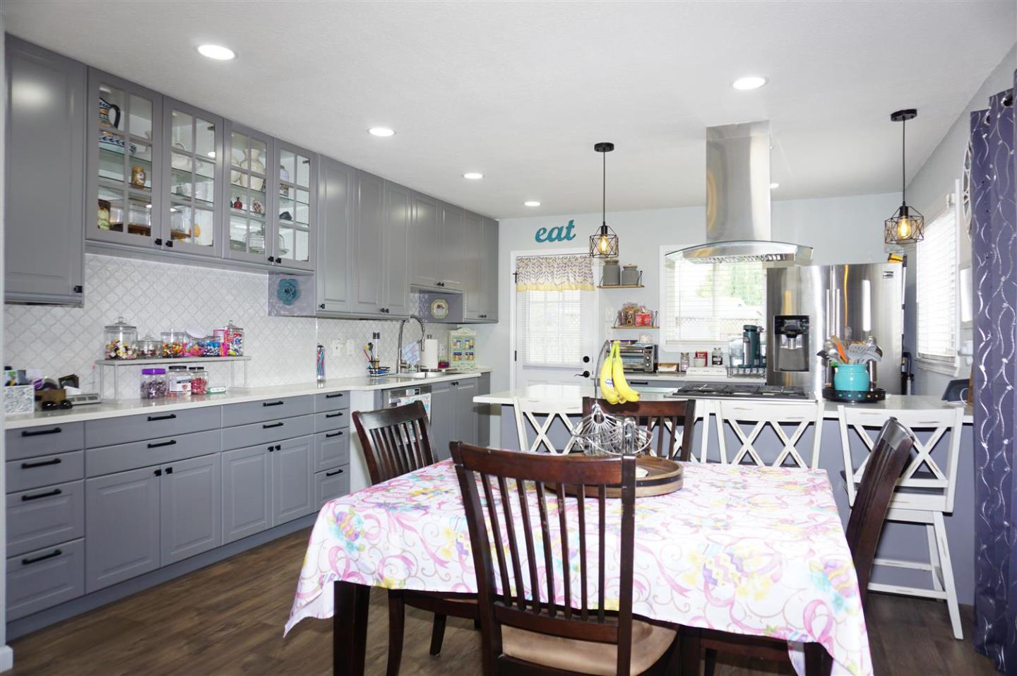 Detail Gallery Image 10 of 22 For 2377 Fosgate Ave, Santa Clara,  CA 95050 - 3 Beds | 1 Baths