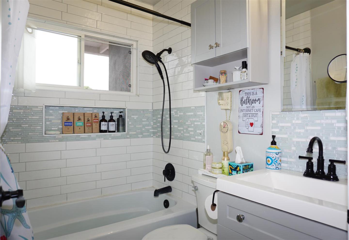 Detail Gallery Image 12 of 22 For 2377 Fosgate Ave, Santa Clara,  CA 95050 - 3 Beds | 1 Baths