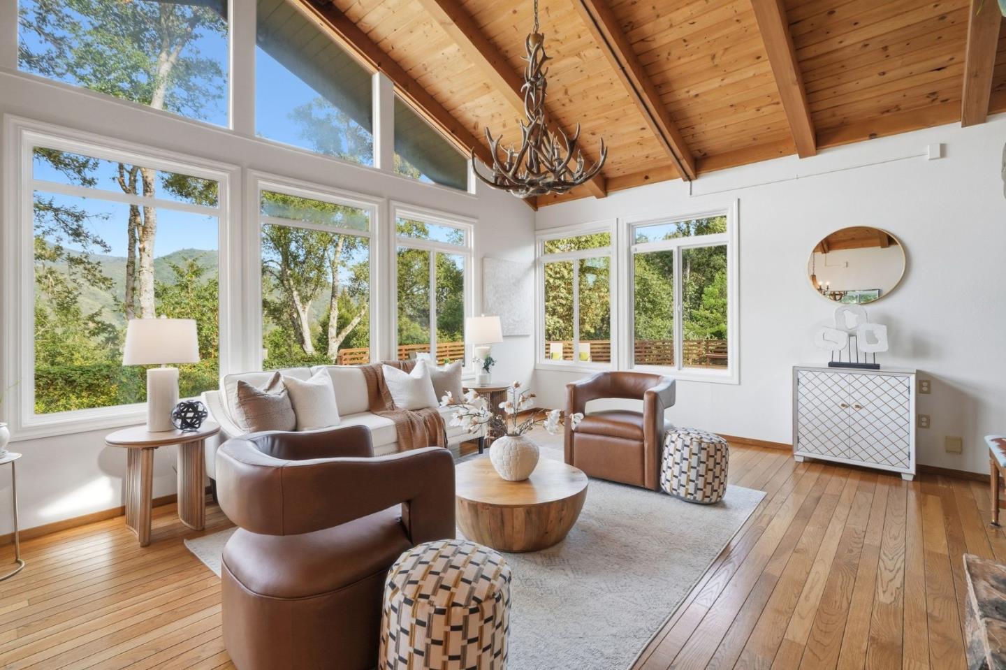 Detail Gallery Image 17 of 86 For 22108 Call of the Wild Rd, Los Gatos,  CA 95033 - 6 Beds | 5 Baths