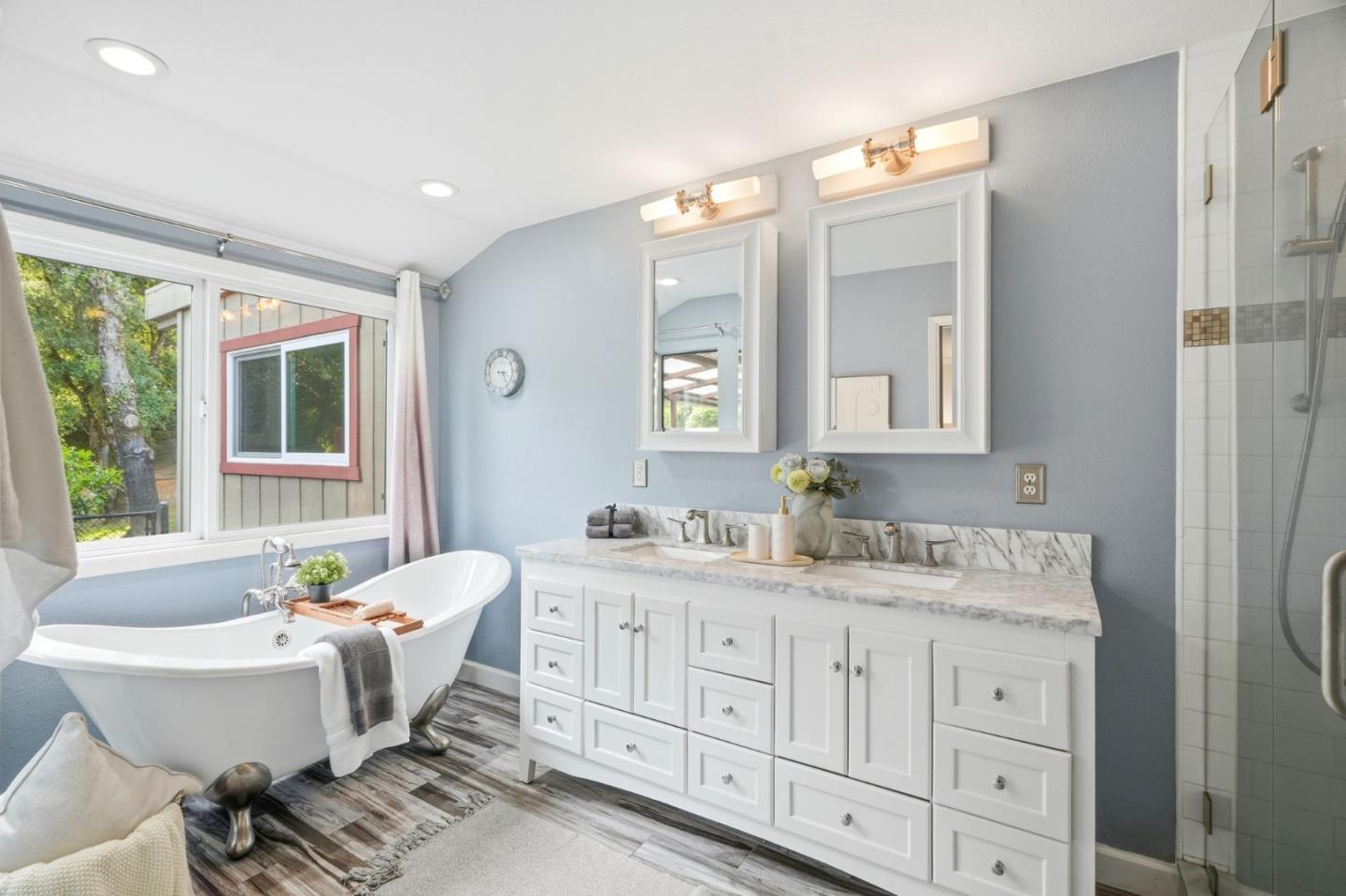 Detail Gallery Image 26 of 86 For 22108 Call of the Wild Rd, Los Gatos,  CA 95033 - 6 Beds | 5 Baths