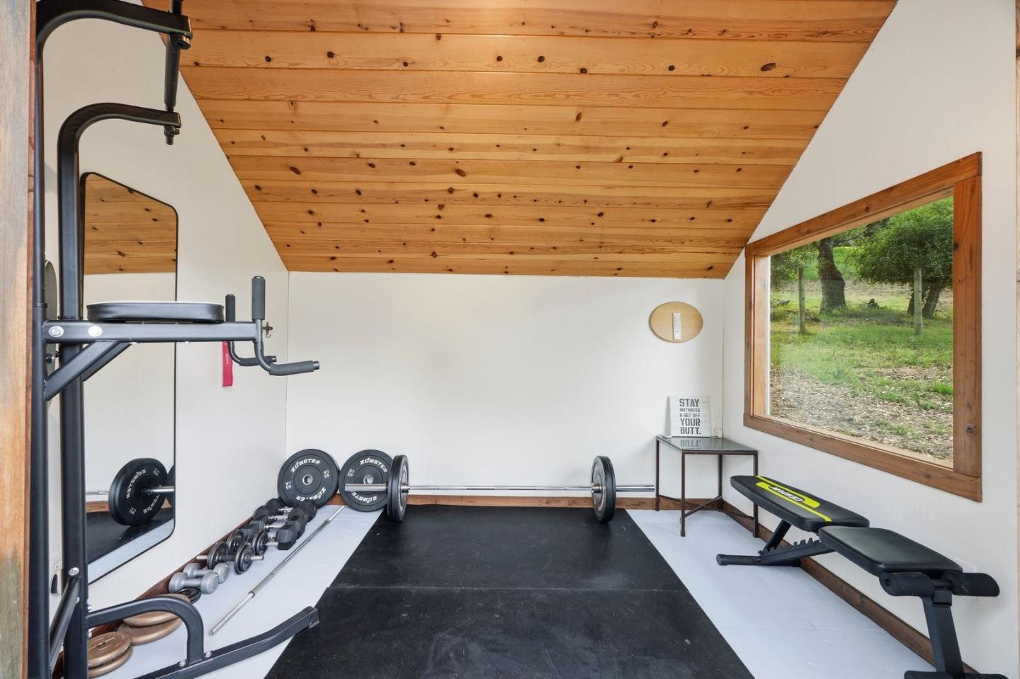 Detail Gallery Image 47 of 86 For 22108 Call of the Wild Rd, Los Gatos,  CA 95033 - 6 Beds | 5 Baths